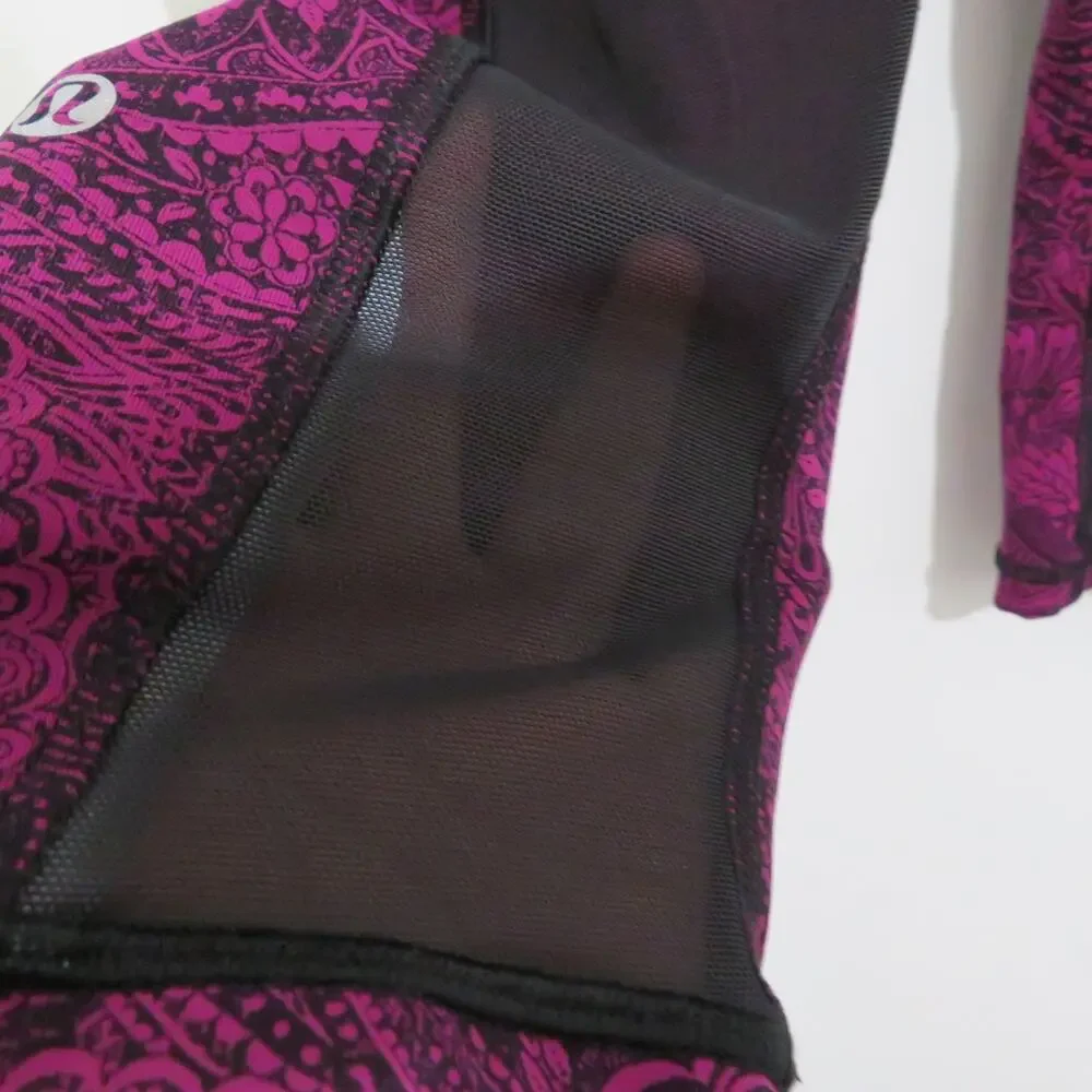 Lululemon Women Sz 4 Deep Fuschia Black Outrun 17
